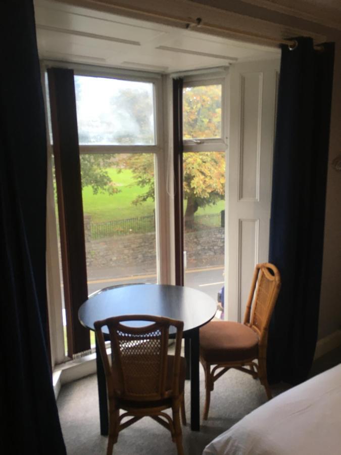 Budget Stay, Shared Guest House, R1 Mount Pleasant Hill スウォンジー エクステリア 写真